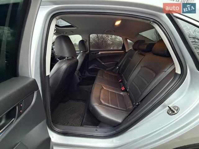 Серый Фольксваген Пассат, объемом двигателя 1.8 л и пробегом 185 тыс. км за 12800 $, фото 30 на Automoto.ua