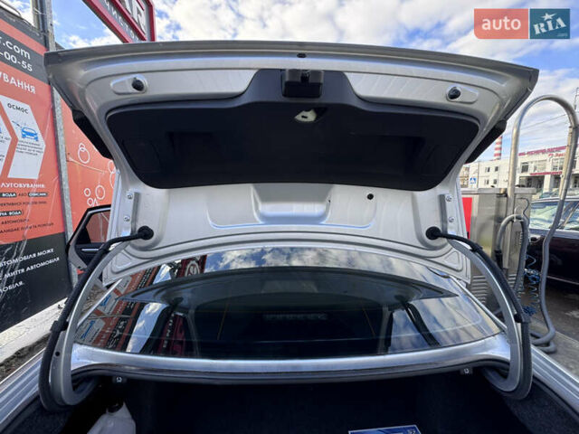 Фольксваген Пассат 2016 в Киеве на Automoto.ua Серый Фольксваген Пассат, объемом двигателя 1.8 л и пробегом 153 тыс. км за 15200 $, фото 34 на Automoto.ua