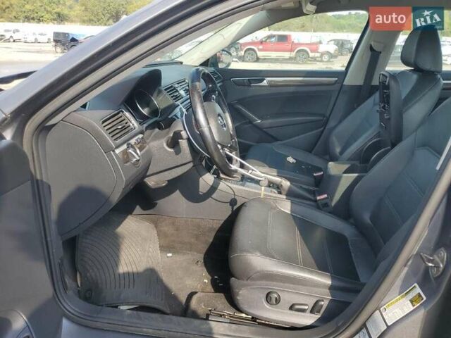 Серый Фольксваген Пассат, объемом двигателя 1.8 л и пробегом 126 тыс. км за 2300 $, фото 6 на Automoto.ua