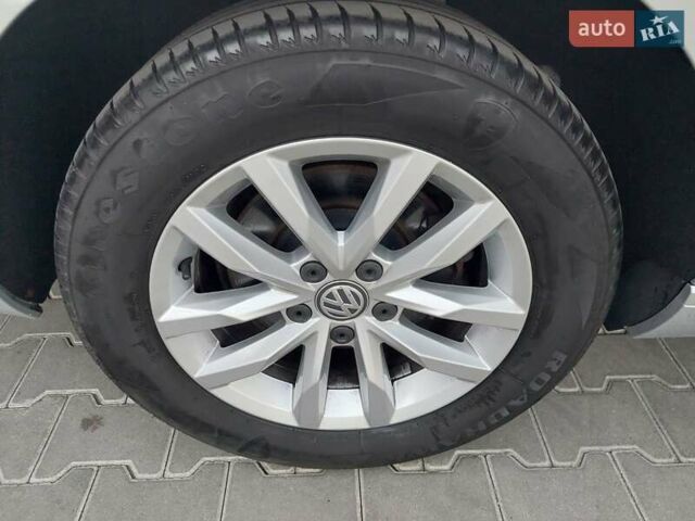 Серый Фольксваген Пассат, объемом двигателя 0 л и пробегом 196 тыс. км за 13777 $, фото 55 на Automoto.ua