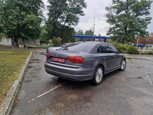 Серый Фольксваген Пассат, объемом двигателя 0 л и пробегом 170 тыс. км за 12400 $, фото 2 на Automoto.ua