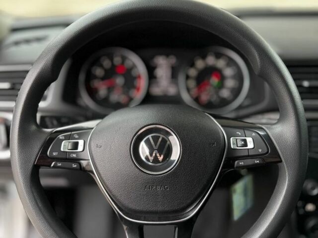 Серый Фольксваген Пассат, объемом двигателя 1.8 л и пробегом 172 тыс. км за 10299 $, фото 20 на Automoto.ua