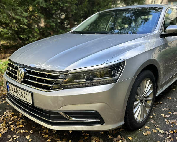 Серый Фольксваген Пассат, объемом двигателя 1.8 л и пробегом 165 тыс. км за 14200 $, фото 3 на Automoto.ua