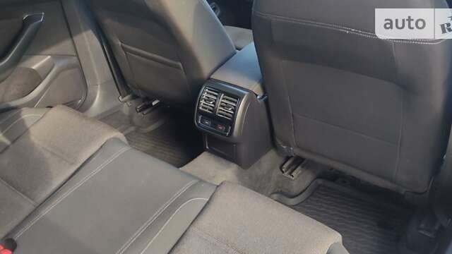 Серый Фольксваген Пассат, объемом двигателя 1.97 л и пробегом 223 тыс. км за 14700 $, фото 36 на Automoto.ua