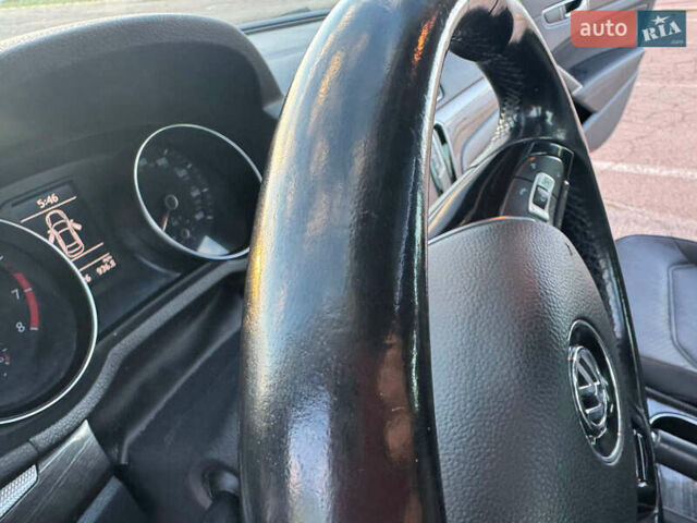 Серый Фольксваген Пассат, объемом двигателя 1.8 л и пробегом 177 тыс. км за 12000 $, фото 11 на Automoto.ua