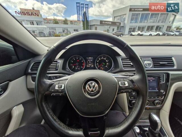 Фольксваген Пассат 2016 в Кременчуге на Automoto.ua Серый Фольксваген Пассат, объемом двигателя 1.8 л и пробегом 176 тыс. км за 12800 $, фото 8 на Automoto.ua