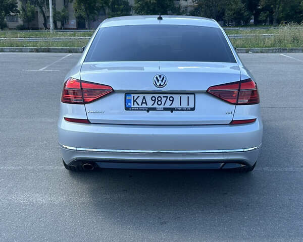 Сірий Фольксваген Пассат, об'ємом двигуна 1.8 л та пробігом 148 тис. км за 13700 $, фото 5 на Automoto.ua