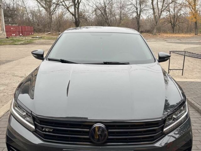 Сірий Фольксваген Пассат, об'ємом двигуна 1.8 л та пробігом 112 тис. км за 16800 $, фото 1 на Automoto.ua