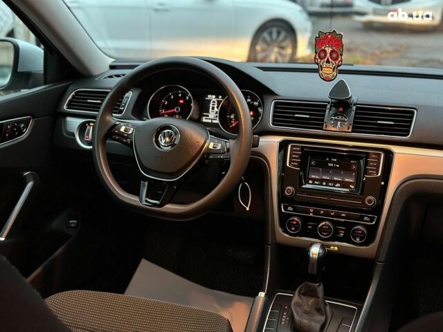 Серый Фольксваген Пассат, объемом двигателя 1.8 л и пробегом 109 тыс. км за 13490 $, фото 19 на Automoto.ua