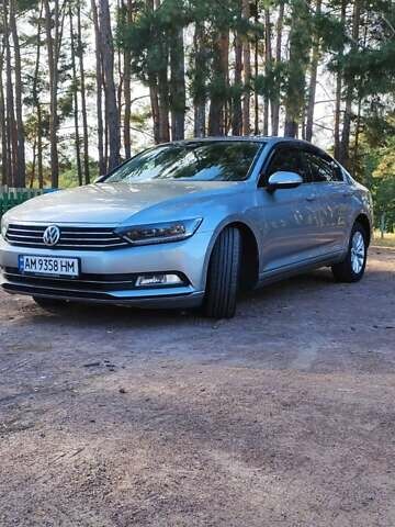 Серый Фольксваген Пассат, объемом двигателя 1.97 л и пробегом 223 тыс. км за 14700 $, фото 1 на Automoto.ua