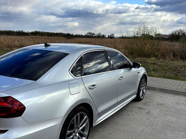 Серый Фольксваген Пассат, объемом двигателя 1.8 л и пробегом 0 тыс. км за 12000 $, фото 3 на Automoto.ua