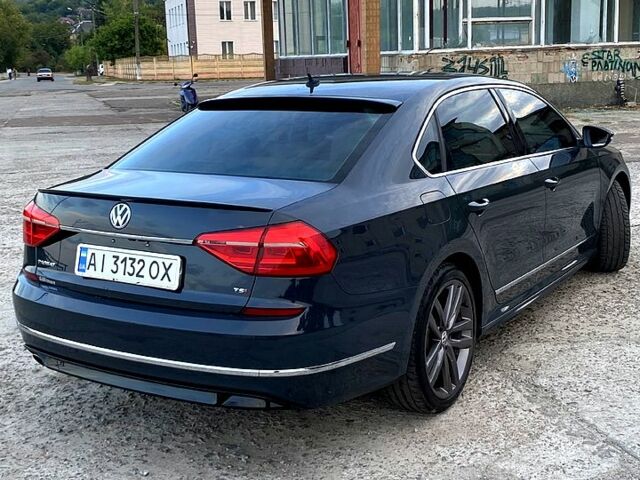 Серый Фольксваген Пассат, объемом двигателя 1.8 л и пробегом 219 тыс. км за 14000 $, фото 2 на Automoto.ua