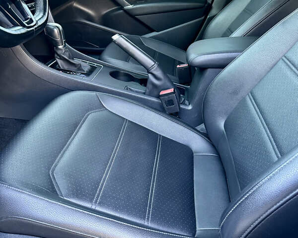 Серый Фольксваген Пассат, объемом двигателя 1.8 л и пробегом 97 тыс. км за 14300 $, фото 24 на Automoto.ua