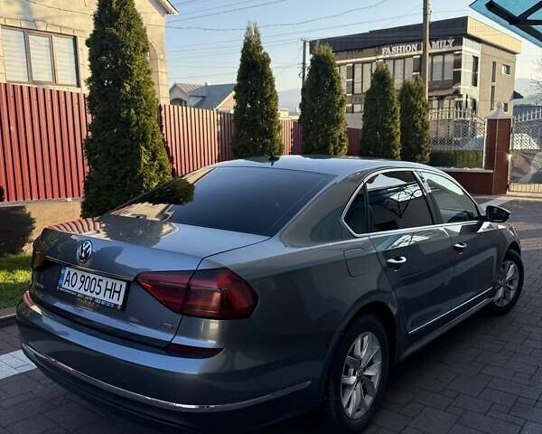 Серый Фольксваген Пассат, объемом двигателя 1.8 л и пробегом 194 тыс. км за 10700 $, фото 8 на Automoto.ua