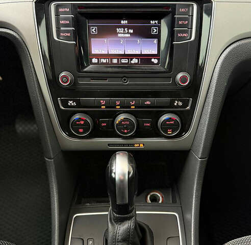 Сірий Фольксваген Пассат, об'ємом двигуна 1.8 л та пробігом 172 тис. км за 10399 $, фото 25 на Automoto.ua