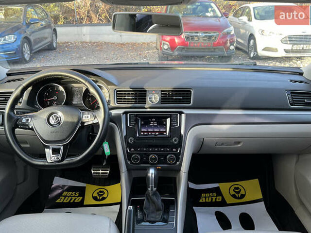 Серый Фольксваген Пассат, объемом двигателя 1.8 л и пробегом 298 тыс. км за 11500 $, фото 6 на Automoto.ua