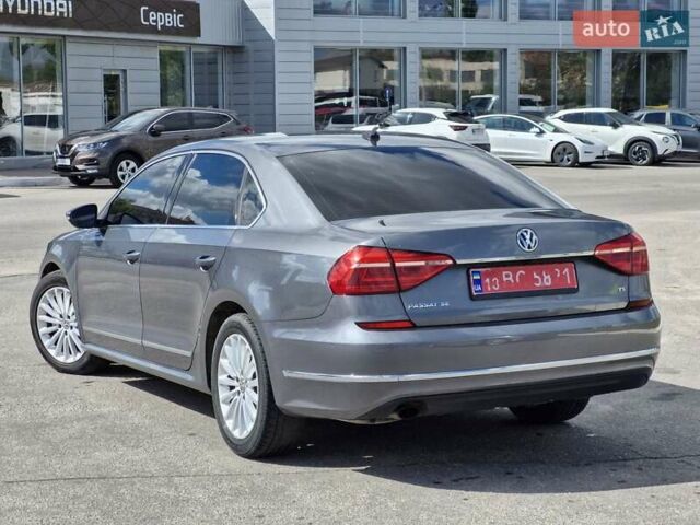 Фольксваген Пассат 2016 в Кременчуге на Automoto.ua Серый Фольксваген Пассат, объемом двигателя 1.8 л и пробегом 176 тыс. км за 12800 $, фото 4 на Automoto.ua