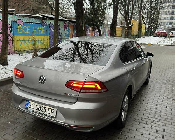 Серый Фольксваген Пассат, объемом двигателя 1.4 л и пробегом 276 тыс. км за 14000 $, фото 9 на Automoto.ua