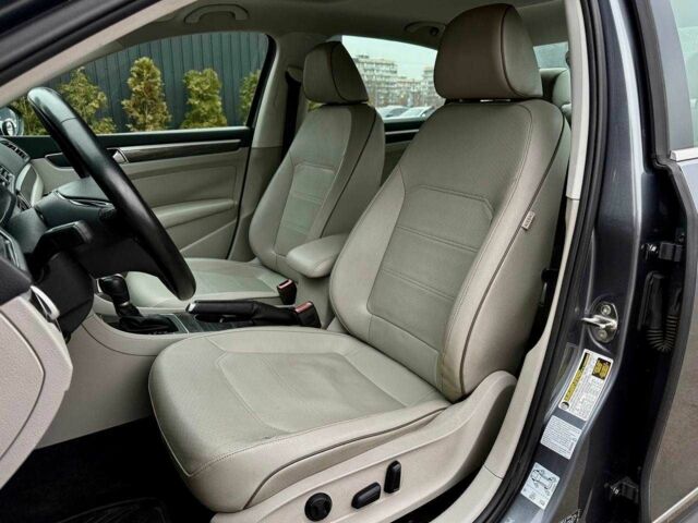 Сірий Фольксваген Пассат, об'ємом двигуна 1.8 л та пробігом 43 тис. км за 14800 $, фото 10 на Automoto.ua