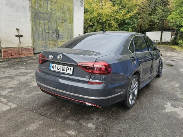 Серый Фольксваген Пассат, объемом двигателя 1.8 л и пробегом 170 тыс. км за 5000 $, фото 9 на Automoto.ua