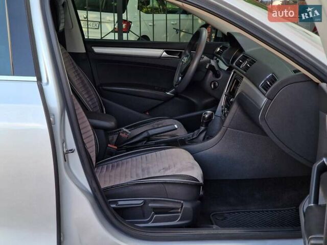 Серый Фольксваген Пассат, объемом двигателя 1.8 л и пробегом 169 тыс. км за 11490 $, фото 44 на Automoto.ua