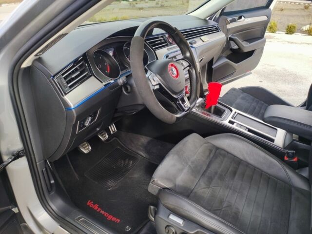 Серый Фольксваген Пассат, объемом двигателя 2 л и пробегом 113 тыс. км за 14999 $, фото 14 на Automoto.ua