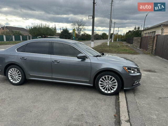 Сірий Фольксваген Пассат, об'ємом двигуна 1.8 л та пробігом 129 тис. км за 13700 $, фото 1 на Automoto.ua