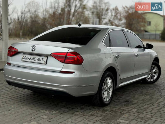 Сірий Фольксваген Пассат, об'ємом двигуна 1.8 л та пробігом 172 тис. км за 10399 $, фото 4 на Automoto.ua