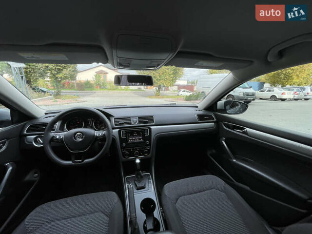 Серый Фольксваген Пассат, объемом двигателя 1.8 л и пробегом 290 тыс. км за 8999 $, фото 27 на Automoto.ua