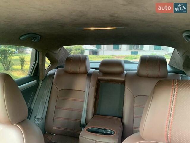 Сірий Фольксваген Пассат, об'ємом двигуна 1.8 л та пробігом 188 тис. км за 10999 $, фото 6 на Automoto.ua