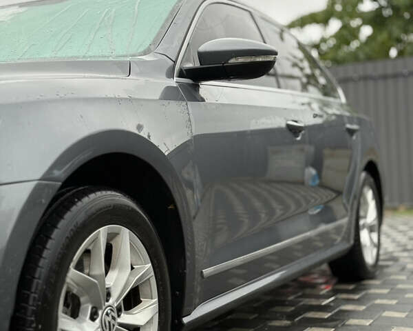 Серый Фольксваген Пассат, объемом двигателя 1.8 л и пробегом 138 тыс. км за 12500 $, фото 12 на Automoto.ua