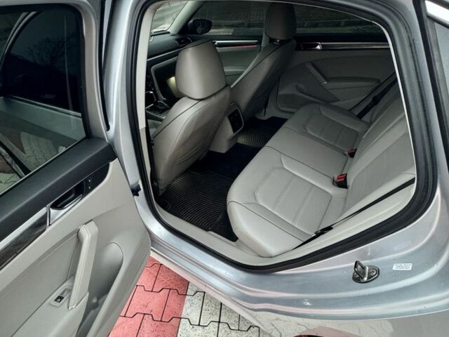 Серый Фольксваген Пассат, объемом двигателя 1.8 л и пробегом 150 тыс. км за 14550 $, фото 6 на Automoto.ua