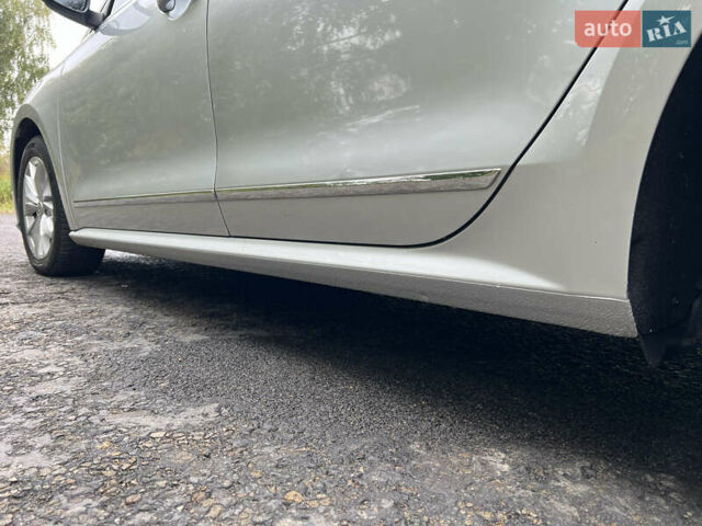 Серый Фольксваген Пассат, объемом двигателя 1.8 л и пробегом 137 тыс. км за 12599 $, фото 49 на Automoto.ua