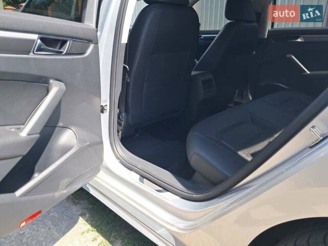 Серый Фольксваген Пассат, объемом двигателя 1.98 л и пробегом 106 тыс. км за 16000 $, фото 4 на Automoto.ua