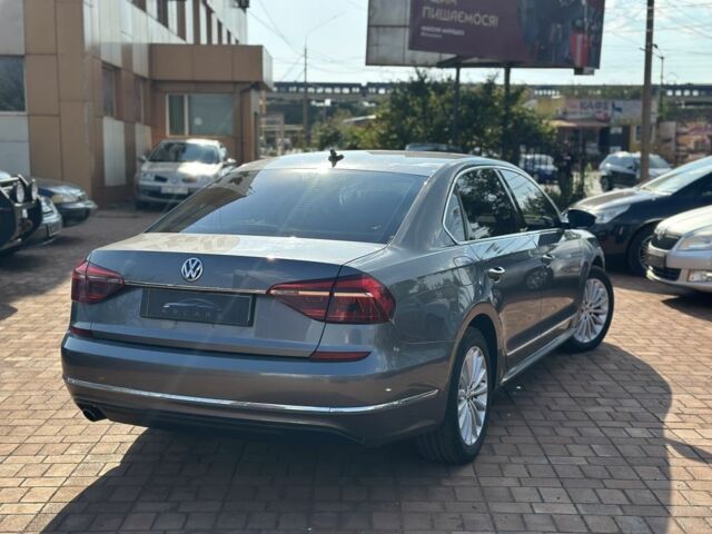 Сірий Фольксваген Пассат, об'ємом двигуна 1.8 л та пробігом 137 тис. км за 13999 $, фото 2 на Automoto.ua