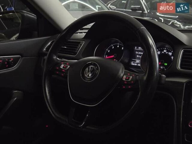 Сірий Фольксваген Пассат, об'ємом двигуна 2 л та пробігом 195 тис. км за 13699 $, фото 13 на Automoto.ua