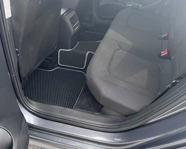 Серый Фольксваген Пассат, объемом двигателя 1.98 л и пробегом 100 тыс. км за 14500 $, фото 9 на Automoto.ua