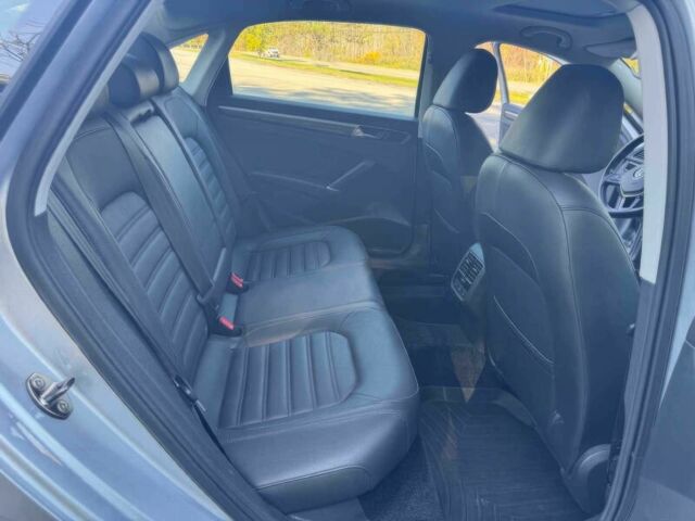 Сірий Фольксваген Пассат, об'ємом двигуна 1.8 л та пробігом 57 тис. км за 11500 $, фото 10 на Automoto.ua