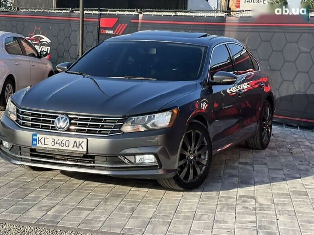 Серый Фольксваген Пассат, объемом двигателя 2 л и пробегом 180 тыс. км за 11999 $, фото 4 на Automoto.ua