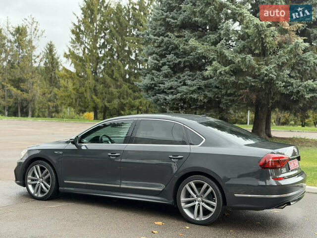 Серый Фольксваген Пассат, объемом двигателя 1.8 л и пробегом 189 тыс. км за 11800 $, фото 32 на Automoto.ua