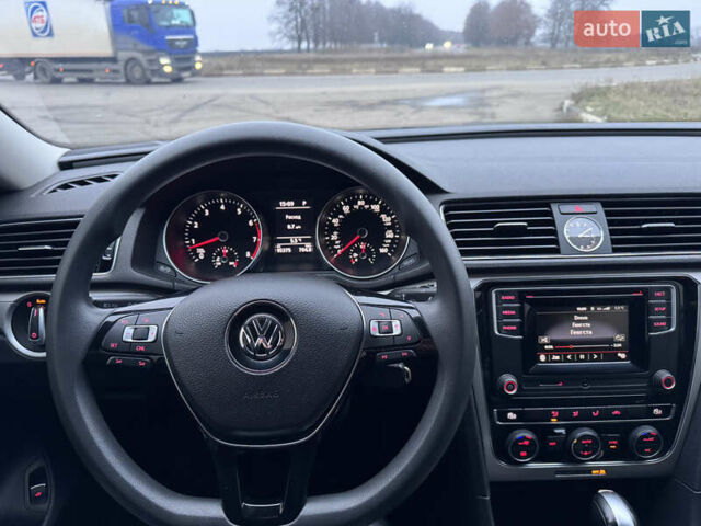 Серый Фольксваген Пассат, объемом двигателя 1.8 л и пробегом 95 тыс. км за 12700 $, фото 11 на Automoto.ua