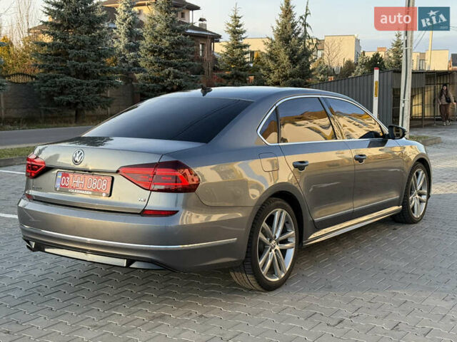 Сірий Фольксваген Пассат, об'ємом двигуна 1.8 л та пробігом 235 тис. км за 13850 $, фото 4 на Automoto.ua