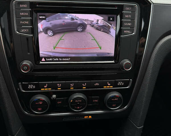 Серый Фольксваген Пассат, объемом двигателя 1.8 л и пробегом 255 тыс. км за 12500 $, фото 60 на Automoto.ua