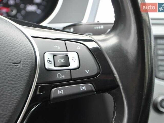 Серый Фольксваген Пассат, объемом двигателя 1.8 л и пробегом 48 тыс. км за 18500 $, фото 32 на Automoto.ua