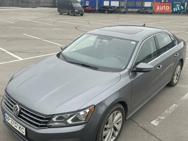 Серый Фольксваген Пассат, объемом двигателя 1.98 л и пробегом 140 тыс. км за 14800 $, фото 4 на Automoto.ua