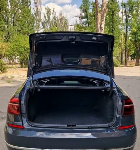 Серый Фольксваген Пассат, объемом двигателя 1.8 л и пробегом 183 тыс. км за 13700 $, фото 18 на Automoto.ua