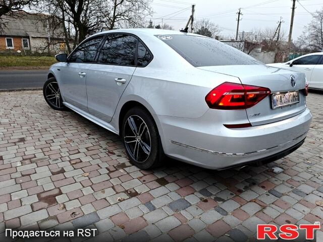 Серый Фольксваген Пассат, объемом двигателя 2 л и пробегом 176 тыс. км за 14800 $, фото 6 на Automoto.ua