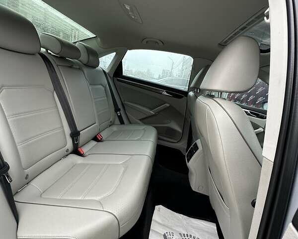 Сірий Фольксваген Пассат, об'ємом двигуна 1.8 л та пробігом 104 тис. км за 15700 $, фото 24 на Automoto.ua