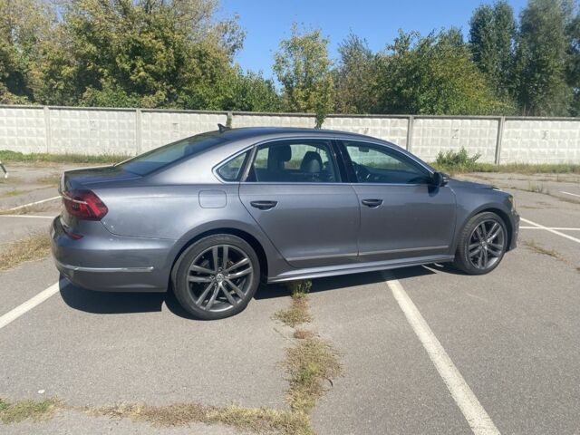 Сірий Фольксваген Пассат, об'ємом двигуна 1.8 л та пробігом 230 тис. км за 11900 $, фото 1 на Automoto.ua