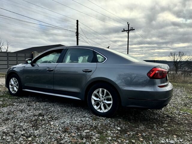 Сірий Фольксваген Пассат, об'ємом двигуна 1.8 л та пробігом 209 тис. км за 11800 $, фото 15 на Automoto.ua